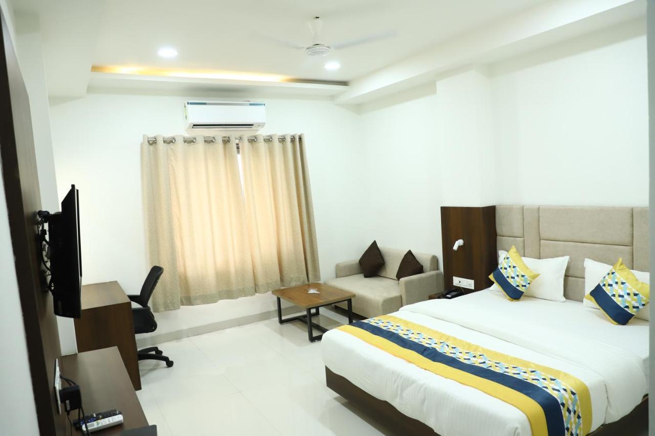 Hotel Singhnature Khandwa Esterno foto