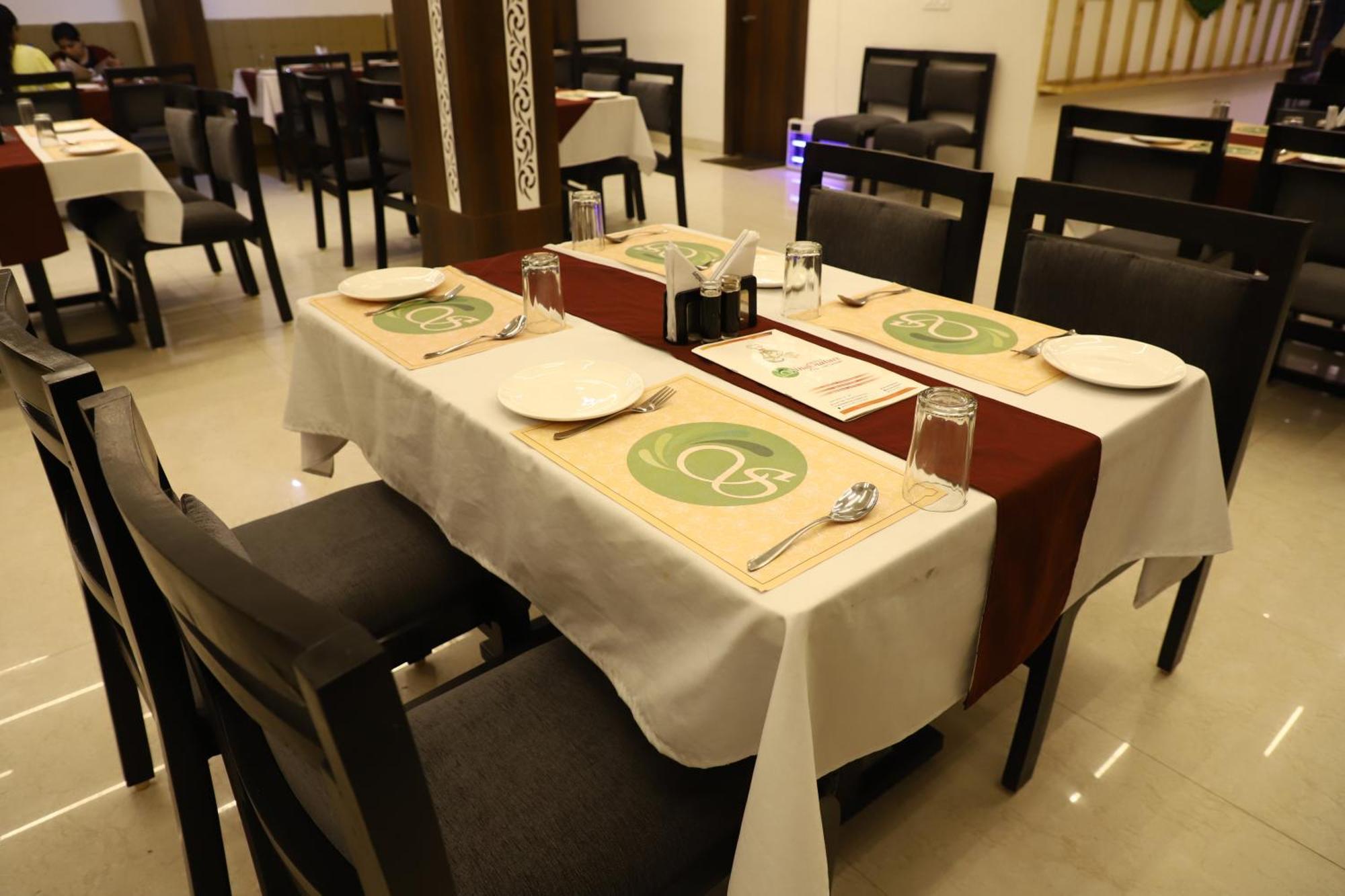 Hotel Singhnature Khandwa Esterno foto